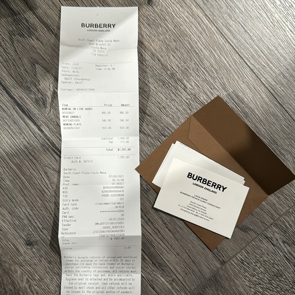 Burberry Logo Print Vintage Check. Size 43 $400 - Picture 4 of 4